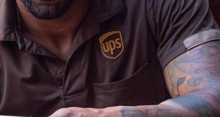 اكتشفوا أبرز خدمات البريد والشحن UPS التي قد لا تعرفونها!